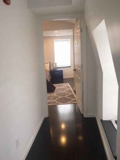 Luxury Three Story Apartment In Short North Колумбус Экстерьер фото