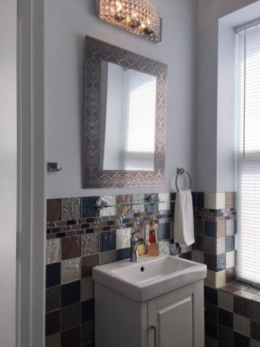 Luxury Three Story Apartment In Short North Колумбус Экстерьер фото